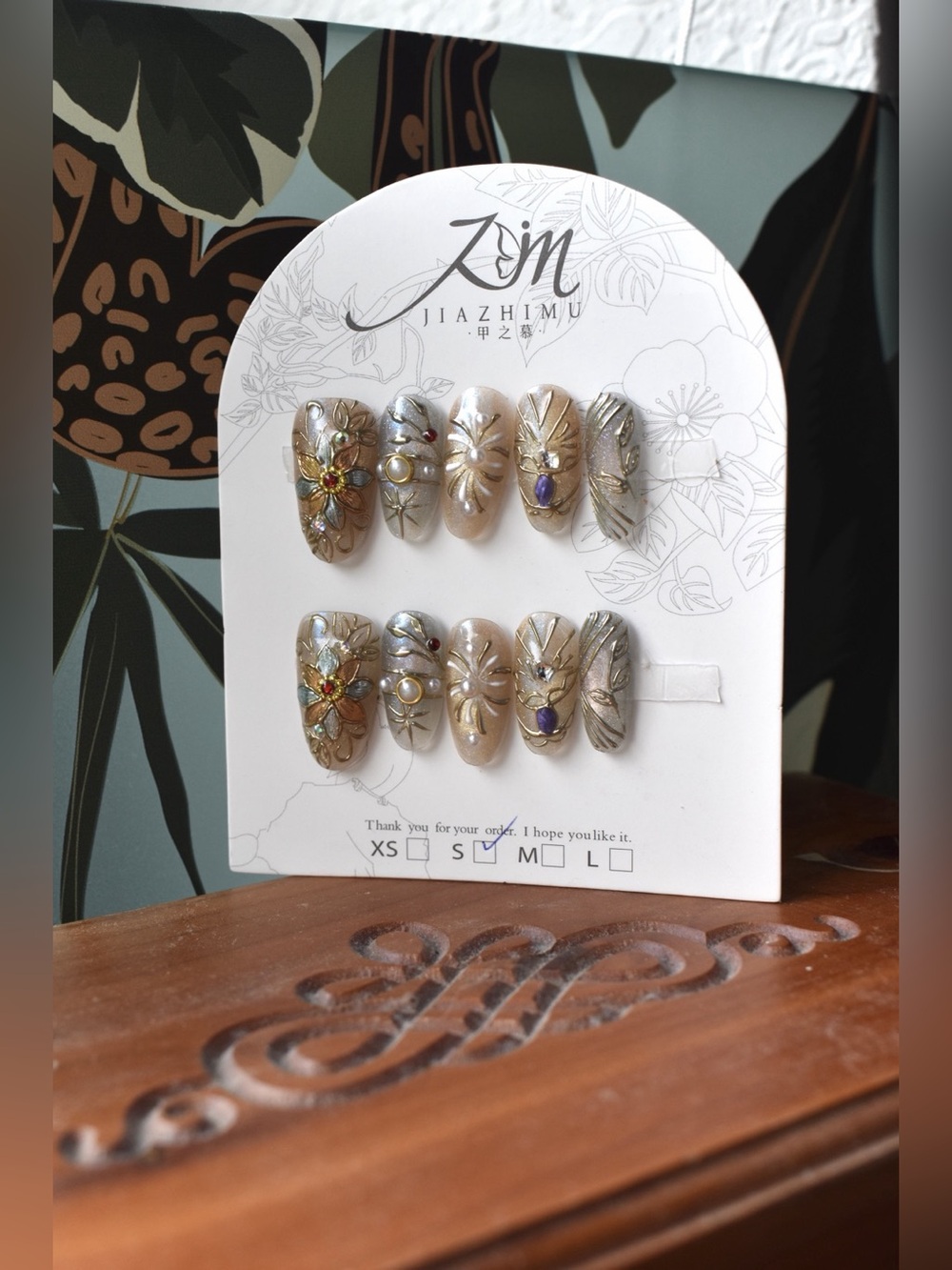 JIAZHIMU Gold Celestial Floral PressOn Nails Gem Accent Size Small 2.5 ⭐️